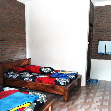 Ragha Homestay Batukaras Ngoại thất bức ảnh